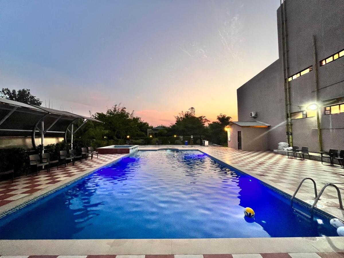 Olive Resort - Sillari Pench Silari ภายนอก รูปภาพ
